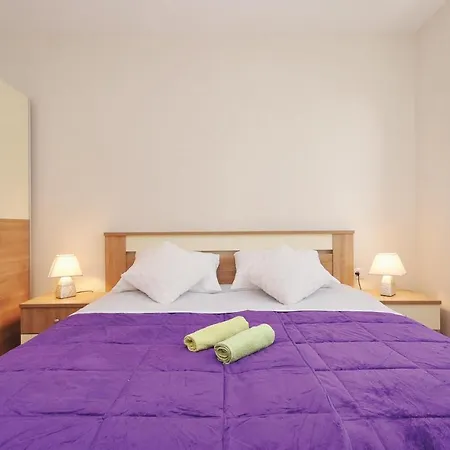 Lovely In With Wifi Holiday home Zadar