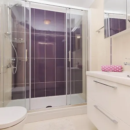 Lovely In With Wifi Holiday home Zadar
